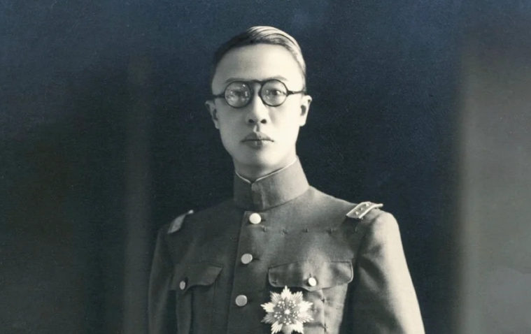 为什么新中国对溥仪那么好？